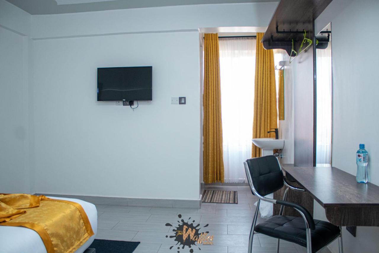 Waffles Suites Nakuru Dış mekan fotoğraf