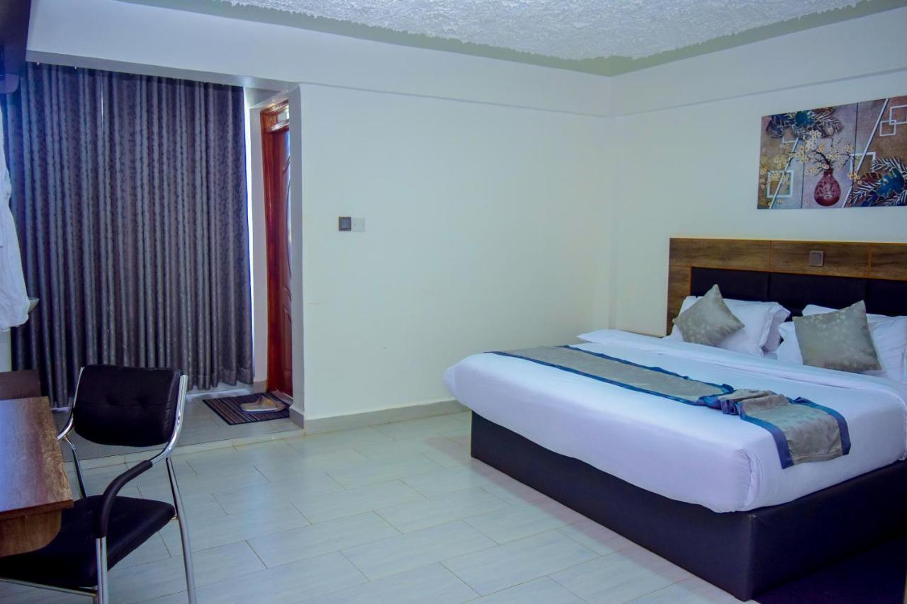 Waffles Suites Nakuru Dış mekan fotoğraf