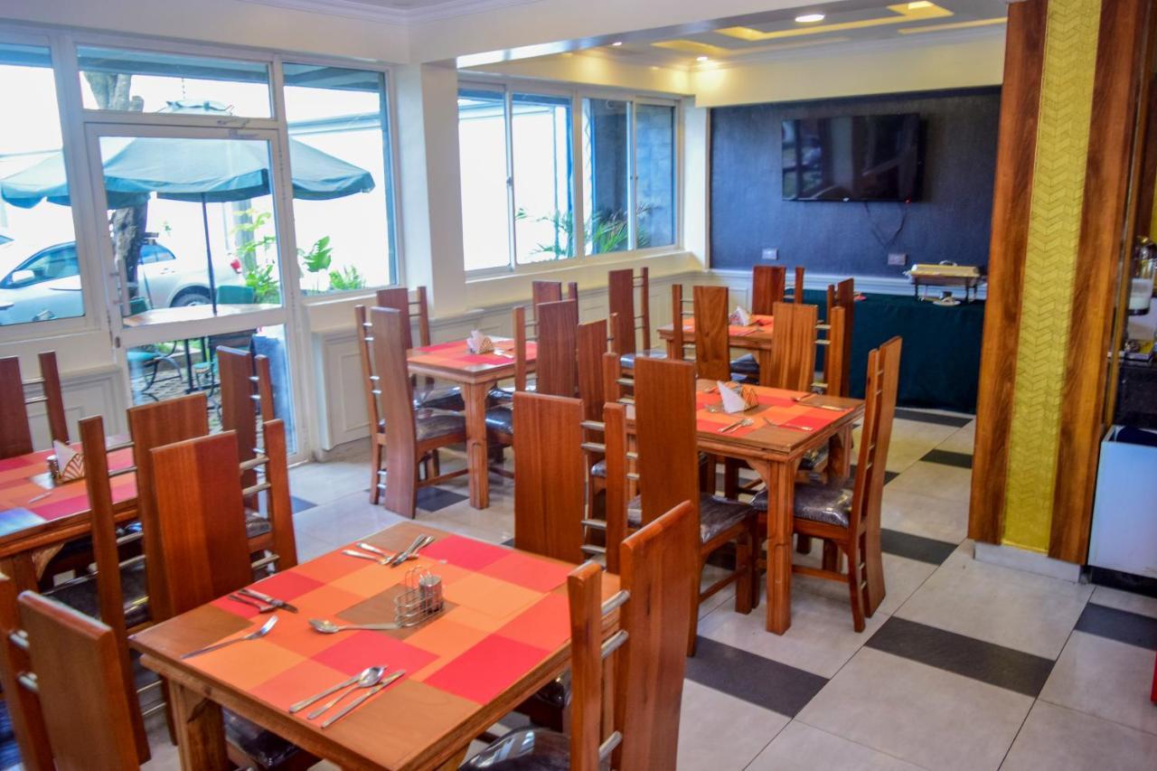 Waffles Suites Nakuru Dış mekan fotoğraf