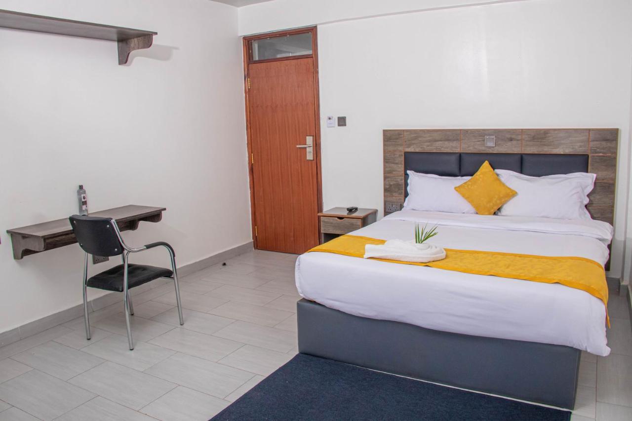 Waffles Suites Nakuru Dış mekan fotoğraf