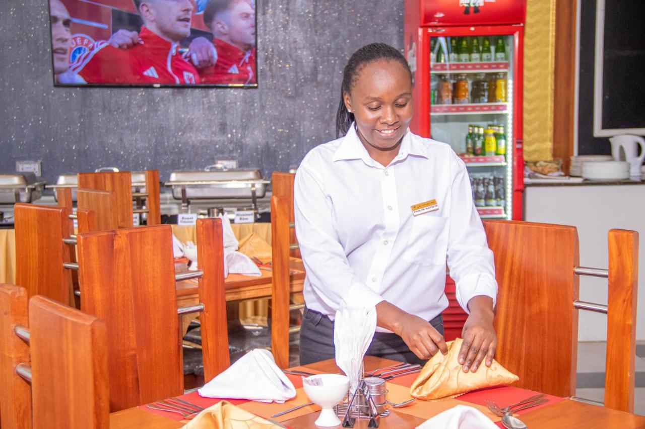 Waffles Suites Nakuru Dış mekan fotoğraf